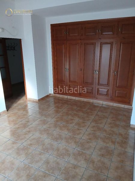 Foto 4890594c-a981-48d0-9d39-9a489f684a14. Casa amb aparcament a Centro - Doña Mercedes Dos Hermanas