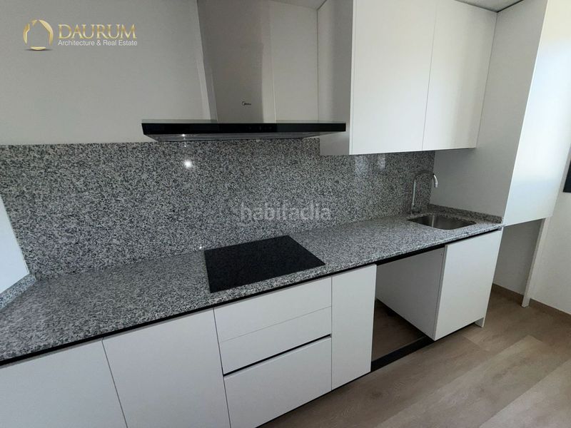 Foto c1416c2e-8109-4df2-baf7-9d26e8c7e9a2. Dachwohnung mit heizung parking pool in zona nueva Camas - marcelino camacho Camas