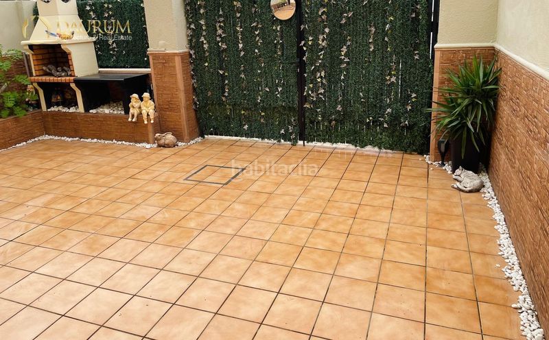 Foto e0eb8296-9ca0-4020-8d5b-697c6663f1c3. Casa adossada amb calefacció aparcament piscina a Umbrete