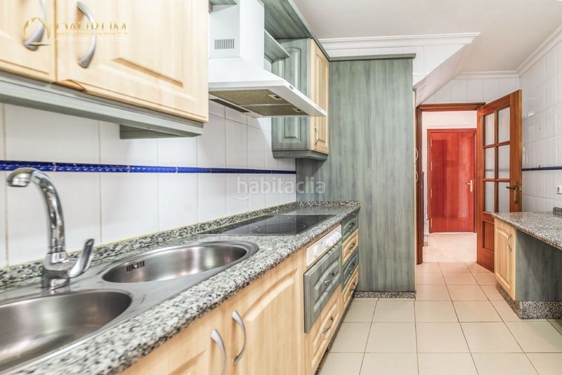 Foto 84e5abb9-6a3a-4d43-bd9a-13e062fe7694. Duplex avec chauffage dans Algaba (La)