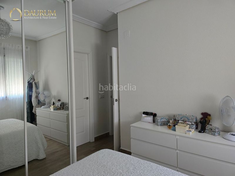 Foto f5ae063b-5bfa-4d18-8e2a-812e124221f0. Flat with parking in colores - entreparques Sevilla