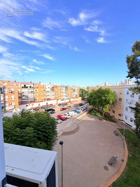 Foto 326fa0a1-8a97-4d85-a237-bdb9d610f100. Piso luminoso piso de 2 dormitorios con orientación sureste en Dos Hermanas