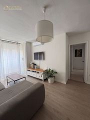 Pis  Barrio ctra. de carmona-miraflores. Piso de 3 dormitorios con ascensor y jardín  santa justa  mirafl