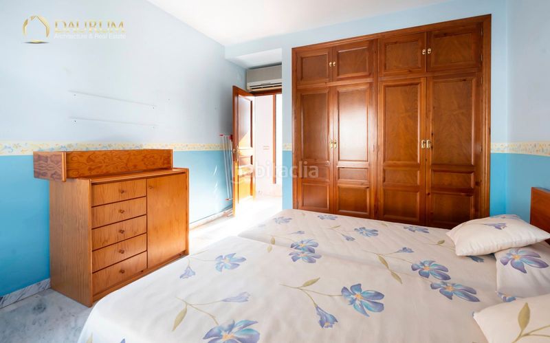 Foto a7eb16a8-addb-4e5f-a6d4-317c6e03175e. Casa amb calefacció aparcament a Centro Alcalá de Guadaira