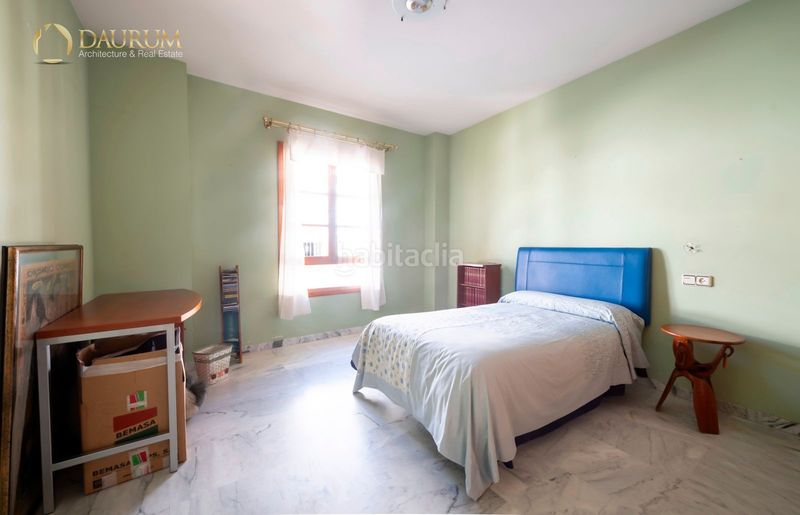 Foto ed24224e-8bb1-4fff-af01-0a17273f1e0a. Casa amb calefacció aparcament a Centro Alcalá de Guadaira