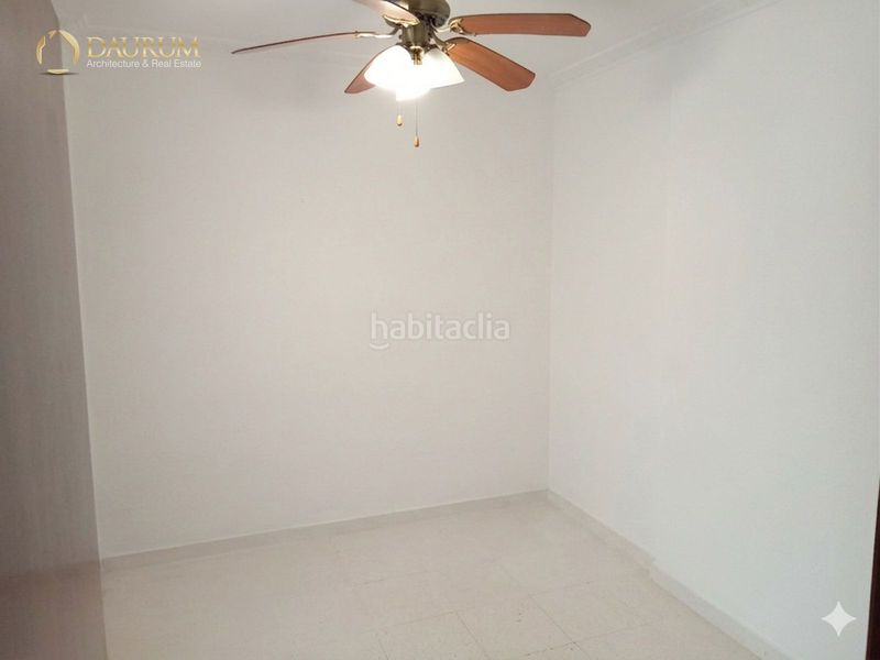 Foto 0af3e33b-bfc5-4045-be14-b42e656e1036. Casa adossada amb calefacció aparcament piscina a Montequinto