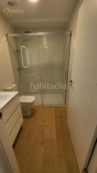 Foto 129d991a-9458-4569-9eed-c630a797c6e4. Casa adossada amb piscina a Centro Tomares