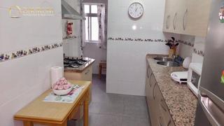 Appartement à Calle puerto de cienfuegos 5. Magnífico piso de 3 habitaciones en rochelambert.