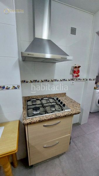Foto e9b95e54-3682-4069-8b47-ebfa236afac1. Pis amb calefacció a Juan XXIII - Rochelambert Sevilla