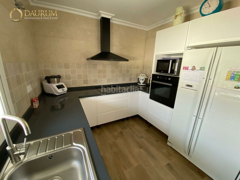 Foto 427c3d24-d317-44e4-98f8-4ee9f8efa882. Casa amb aparcament piscina a Oromana Alcalá de Guadaira