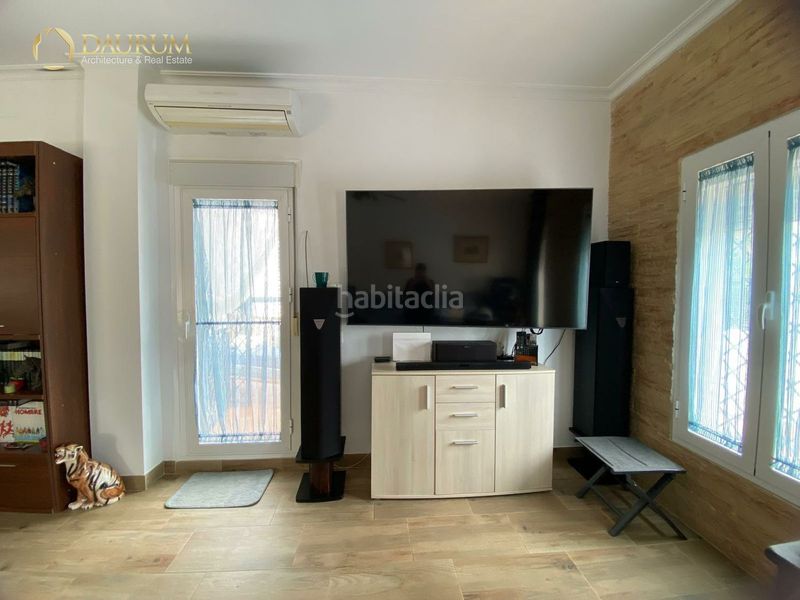 Foto d6fc3a72-fdff-4361-b4ee-3bda6244e0c9. Casa amb aparcament piscina a Oromana Alcalá de Guadaira