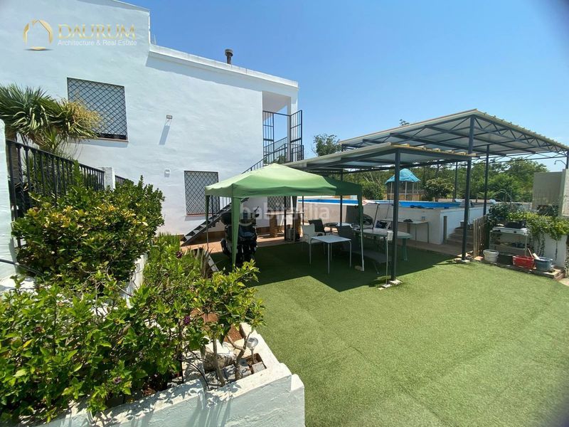 Foto e3731d55-1fdf-49ab-8f92-6b6e8420cec0. Casa amb aparcament piscina a Oromana Alcalá de Guadaira