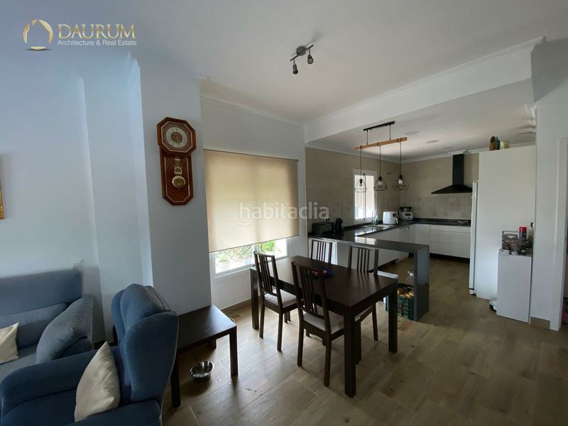 Foto ff64586b-fd13-4ee5-b991-47f149254dd1. Casa amb aparcament piscina a Oromana Alcalá de Guadaira
