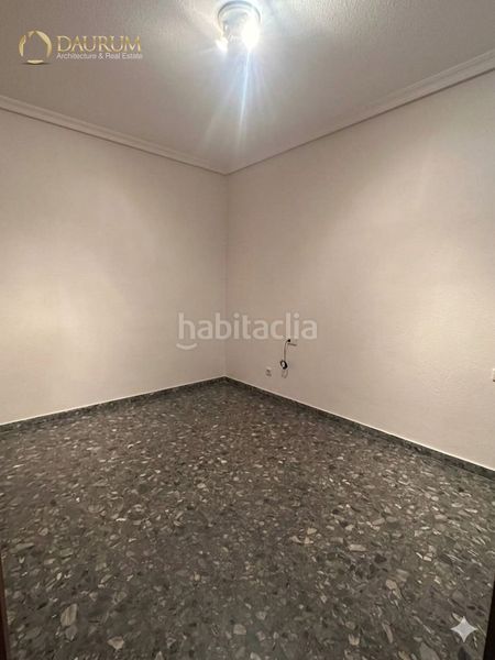 Foto 3dad6ab7-fe97-4844-a444-481d9f26493f. Pis a Los Remedios Sevilla