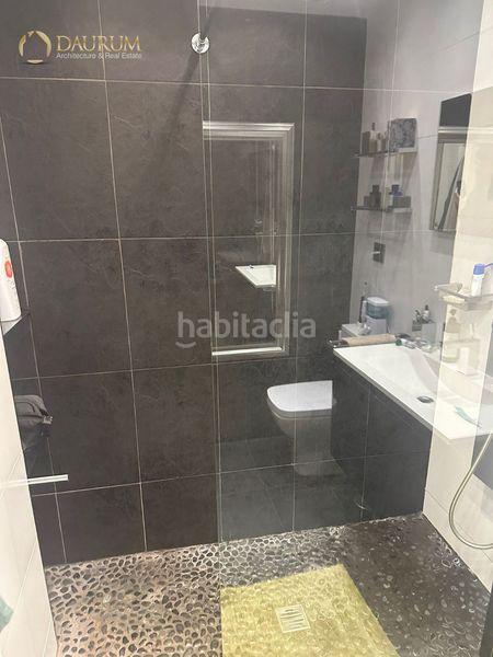 Foto d7514cdd-43a5-4d4e-ad3d-1fe6769dd8b0. Pis amb calefacció aparcament piscina a Zona Universitaria Bormujos