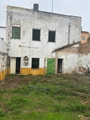 Maison à Centro. Oportunidad finca en pleno centro de bormujos