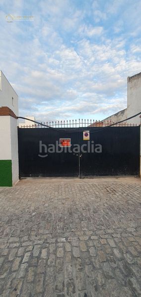 Foto 48c5427b-b173-4482-9a4a-a9d76d07103f. Casa amb piscina a Centro Bormujos