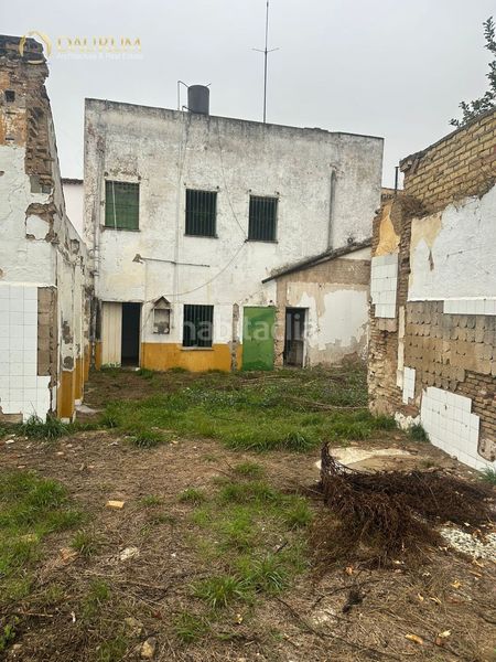 Foto e1b79716-7408-47a1-982a-e40b7be24a3e. Casa amb piscina a Centro Bormujos