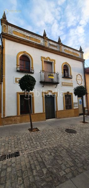 Foto e8a1f493-69e0-447b-a5ae-8026d0d2cb71. Casa amb piscina a Centro Bormujos