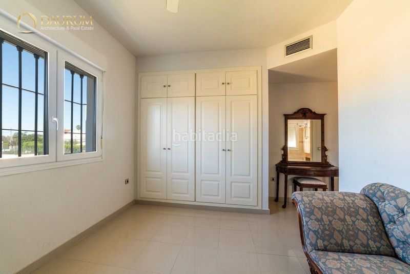 Foto 110f3345-d297-4125-8439-053bdf199c78. Casa amb aparcament a Loreto Espartinas