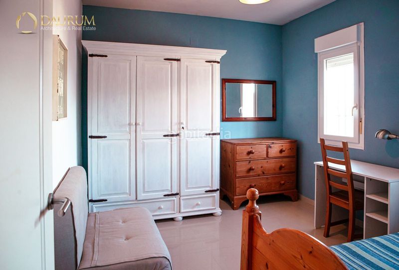 Foto 16511f35-8e66-4c30-9d54-af9cea94ec90. Casa amb aparcament a Loreto Espartinas