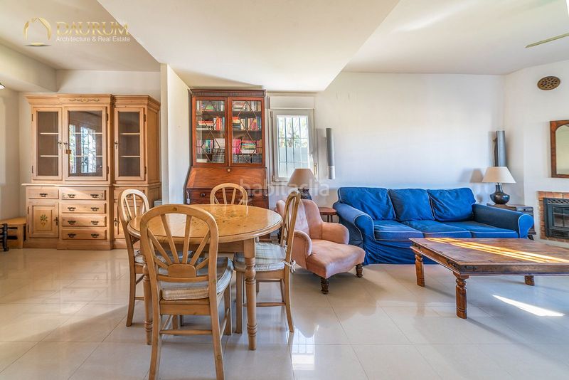 Foto 2b67ead3-9571-465e-8a2a-c6301ced2ef7. Casa amb aparcament a Loreto Espartinas