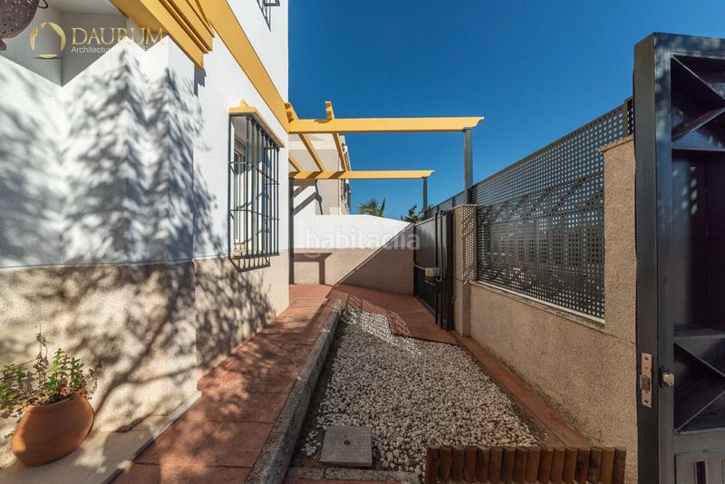 Foto 488cc549-33b4-44f1-9214-d0072e520a75. Casa amb aparcament a Loreto Espartinas