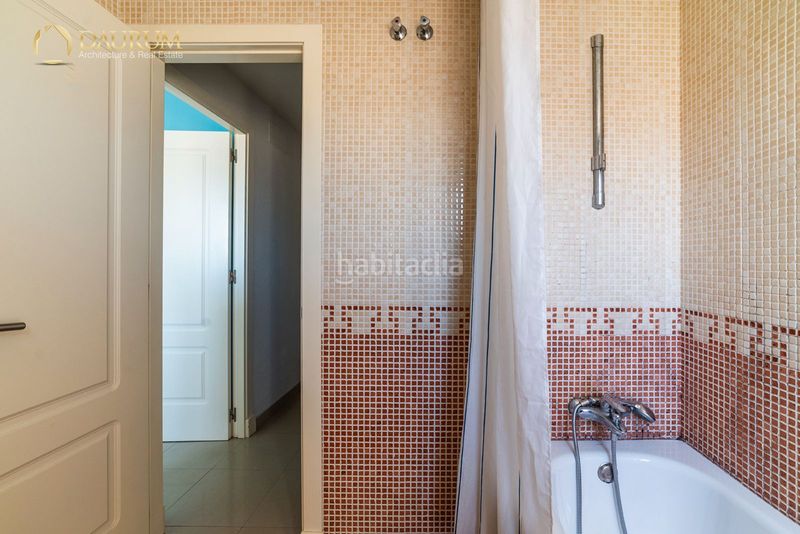 Foto 7462eea5-719d-461c-be1a-ca1547c0ef2a. Casa amb aparcament a Loreto Espartinas