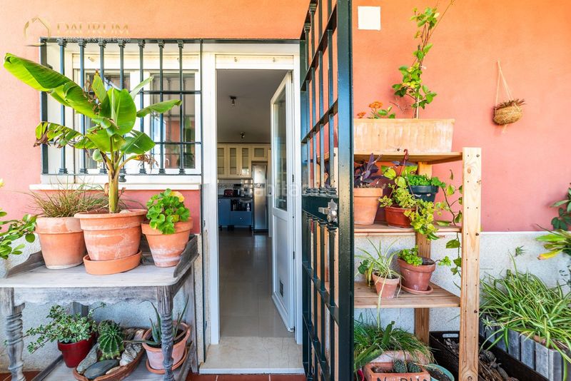 Foto 747ce249-8fea-485c-b4ac-9976798b3318. Casa amb aparcament a Loreto Espartinas