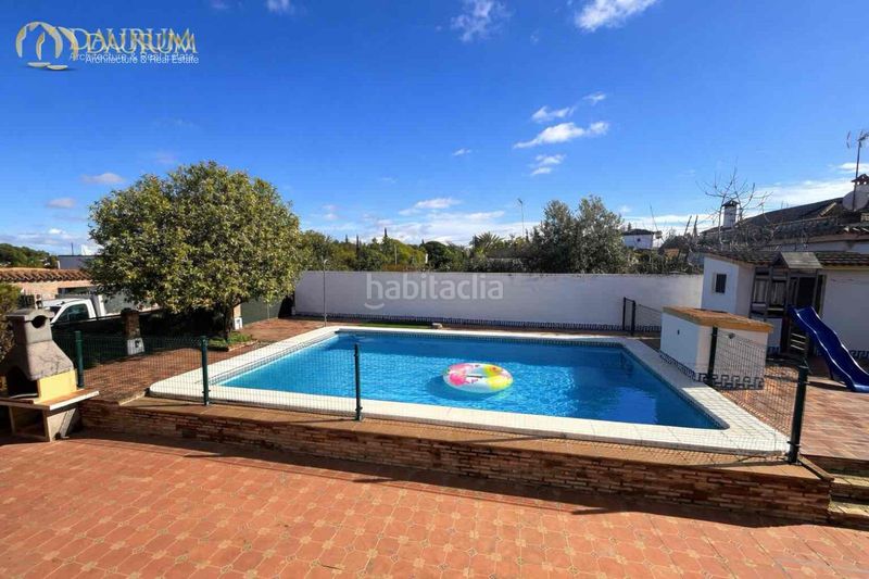 Foto 7d4c5fe5-7063-40aa-99e9-79d2b1b76dcb. Casa amb calefacció aparcament piscina a Mairena del Alcor