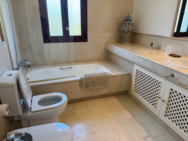 Foto 77872111-3d91-49ec-97f3-c971e264e2aa. Piso exclusivo piso en urbanizacion de alto standing valgrande frente a golf valderrama - sorogrande en Sotogrande