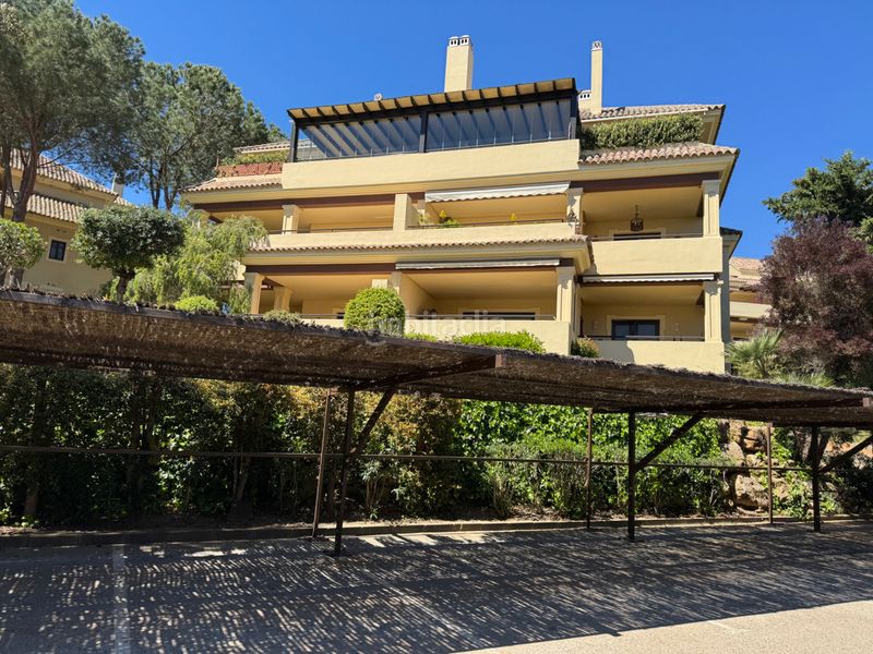 Foto 8ac0286f-b9eb-434e-b55a-2c604f664a73. Piso exclusivo piso en urbanizacion de alto standing valgrande frente a golf valderrama - sorogrande en Sotogrande