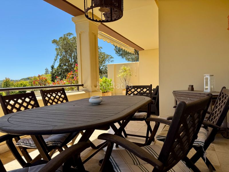 Foto aff0f0f0-823f-4731-bfc7-2d8f91c559e6. Piso exclusivo piso en urbanizacion de alto standing valgrande frente a golf valderrama - sorogrande en Sotogrande