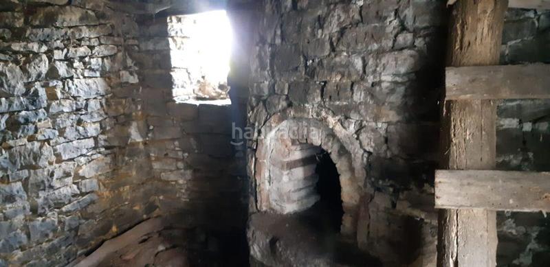 Foto ed651a8b-49f3-47ed-9ee6-dd421c0527f3. Casa amb calefacció a Sariego