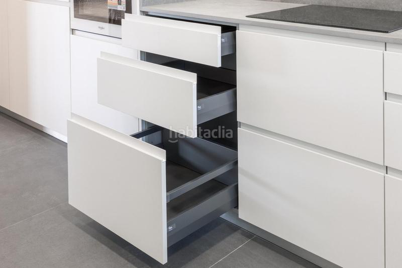 Foto 00bcc15a-899b-4cb0-83b3-734ddcf69a1b. Alquiler piso en del marques 1 piso en Cimadevilla Gijón