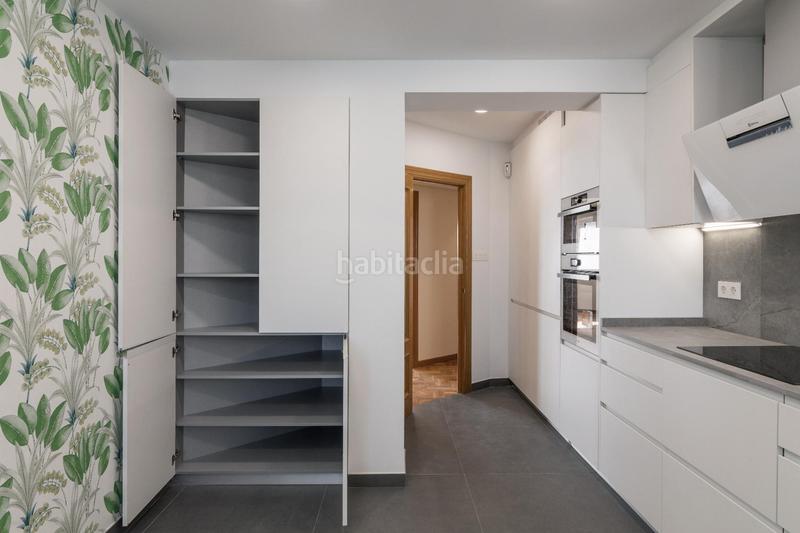 Foto 2fbc6bb2-21f3-453d-8f1a-6e2af9bc7b25. Alquiler piso en del marques 1 piso en Cimadevilla Gijón