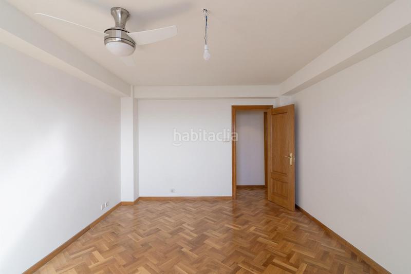 Foto 5789d6f0-c153-46b3-a8b6-5126c41ffe7e. Location appartement dans del marques 1 dans Cimadevilla Gijón
