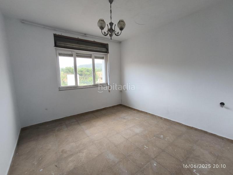 Foto f61eec18-6ae1-47b0-9873-dfd3128dd8f4. Casa con parcheggio in Selorio - Tornón Villaviciosa