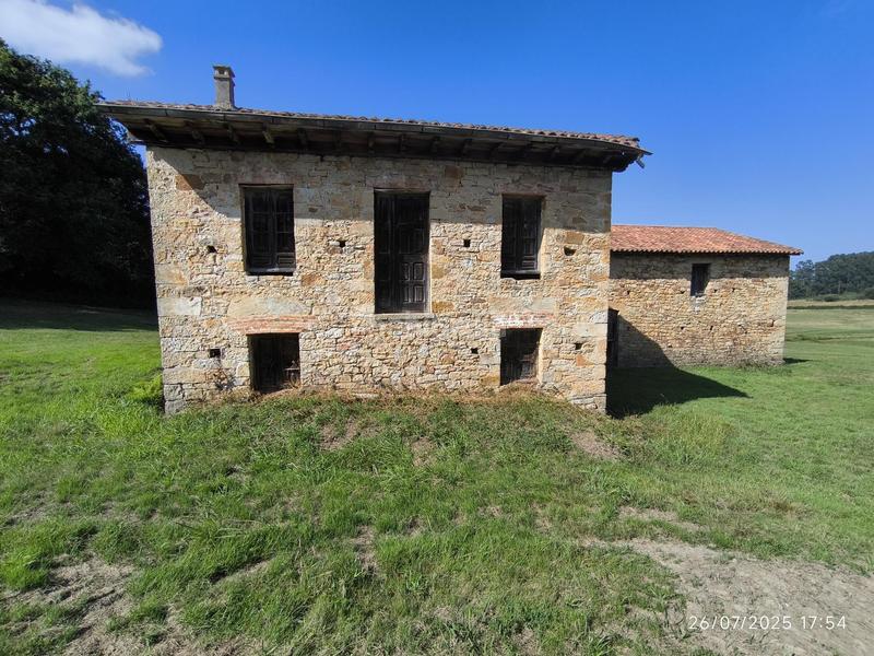 Foto 4e55f4ed-0c84-49ee-ab11-8ddd5d820c76. Masía finca rustica en Tazones - Argüero Villaviciosa