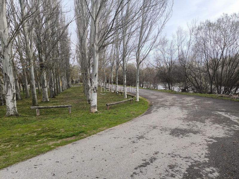 Foto fa7260b0-846c-41f5-853b-5d5dd0141035. Casa a Villarejo de Órbigo