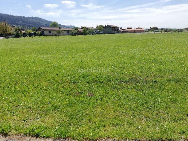 Foto cf56ec69-bca3-425a-9921-cbe510260bd7. Terreny residencial a Sariego