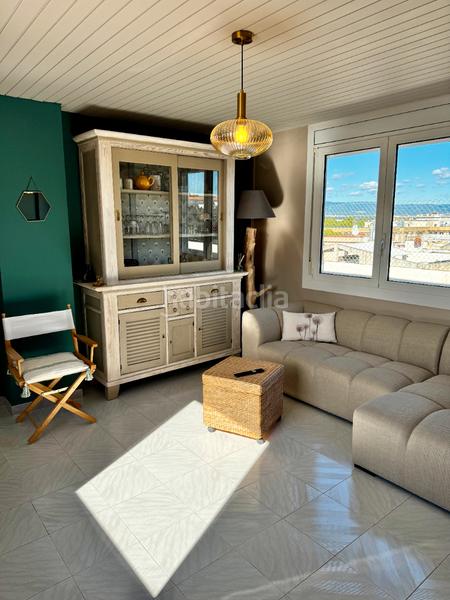 Foto 3f55fc0a-324e-4e2a-ad50-a70400d89649. Alquiler apartamento bonito atico muy soleado y climatizado en Salou