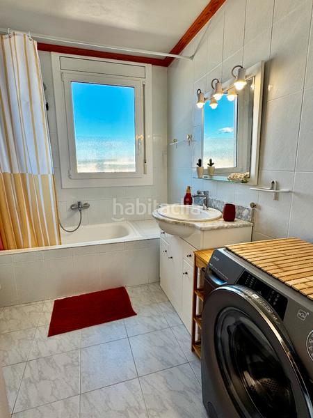 Foto dd87c10d-36fd-45fd-9b6f-353f5f4251d9. Alquiler apartamento bonito atico muy soleado y climatizado en Salou