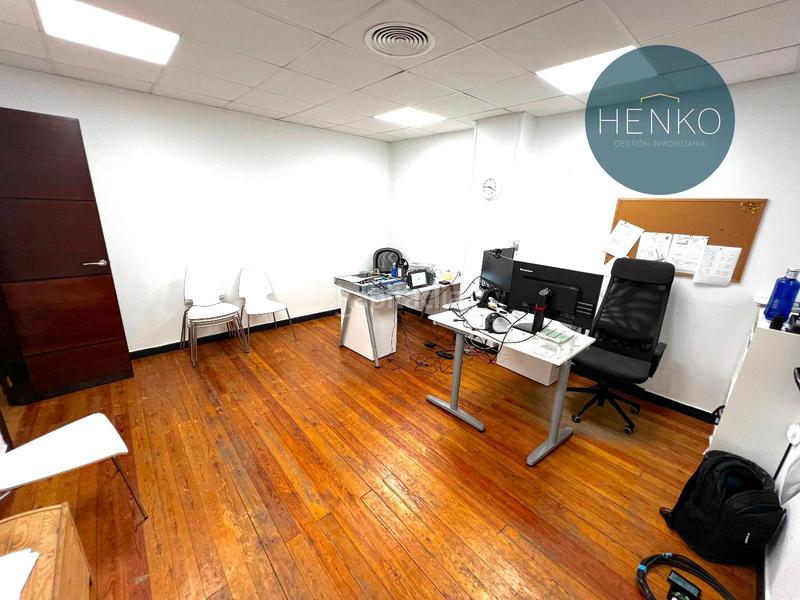 Foto 5213b9aa-c4a1-4d1a-a1b0-e4d84e8a3fc8. Geschäftsraum in Isla Chica Huelva