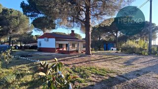 Haus in Beas. Finca rústica con casa en navahermosa de beas