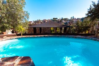 Miete Chalet  Carrer enric prat de la riba. Villa en alquiler temporal con piscina y jacuzzi