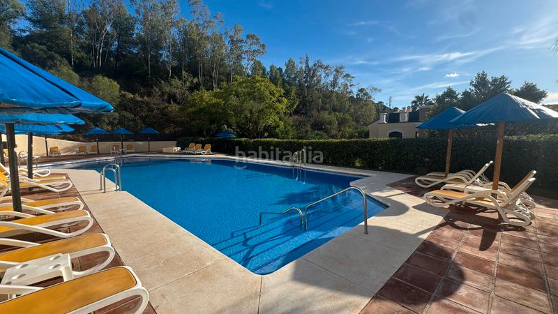 Foto ca289f16-52b1-4a8f-978f-aa1eba8120dd. Affitto piano terra con riscaldamento parcheggio piscina in Benahavís