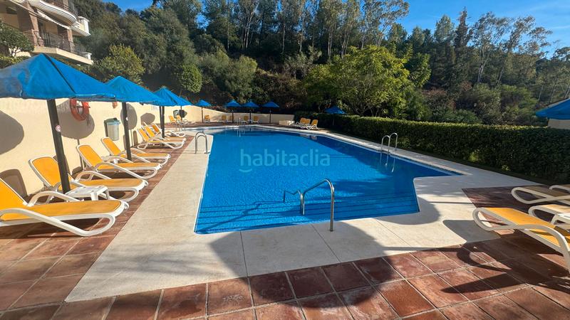 Foto 33d3ad0b-cc9f-4478-ac02-a50939bd379d. Rent ground floor with heating parking pool in los arqueros - puerto del almendro Benahavís