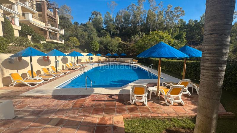 Foto 39a59db2-9eb8-41ab-b962-2ba73c343c1b. Rent ground floor with heating parking pool in los arqueros - puerto del almendro Benahavís