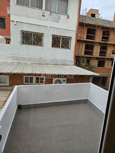 Foto 2411d1dc-0e9f-4b44-980a-594e35719df3. Edifici a Llefià Badalona